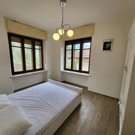 شقة Big - 9 Guests - Air Conditionning And Courtyard *